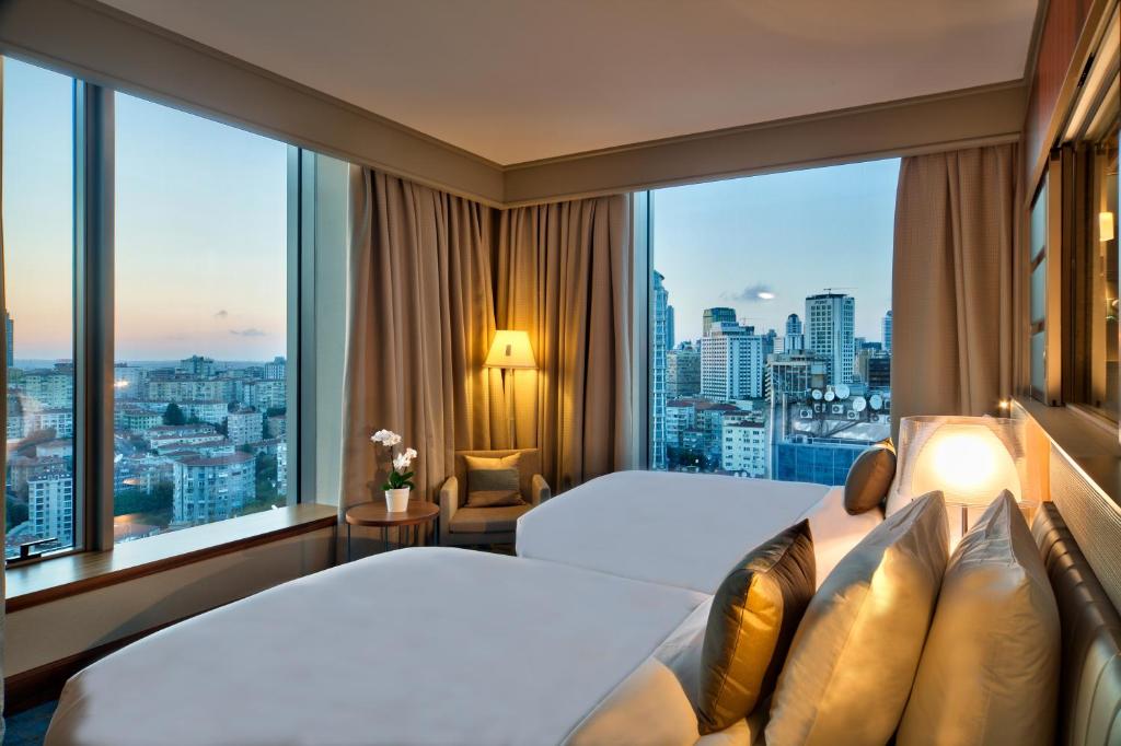 Renaissance Istanbul Polat Bosphorus Hotel - Photo 2