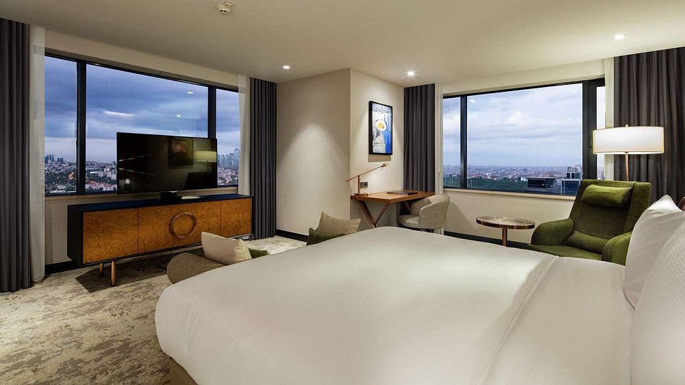 Hilton Istanbul Maslak - Photo 22