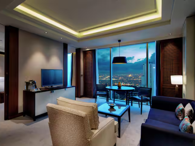Hilton Istanbul Bomonti Hotel & Conference Center - Photo 19