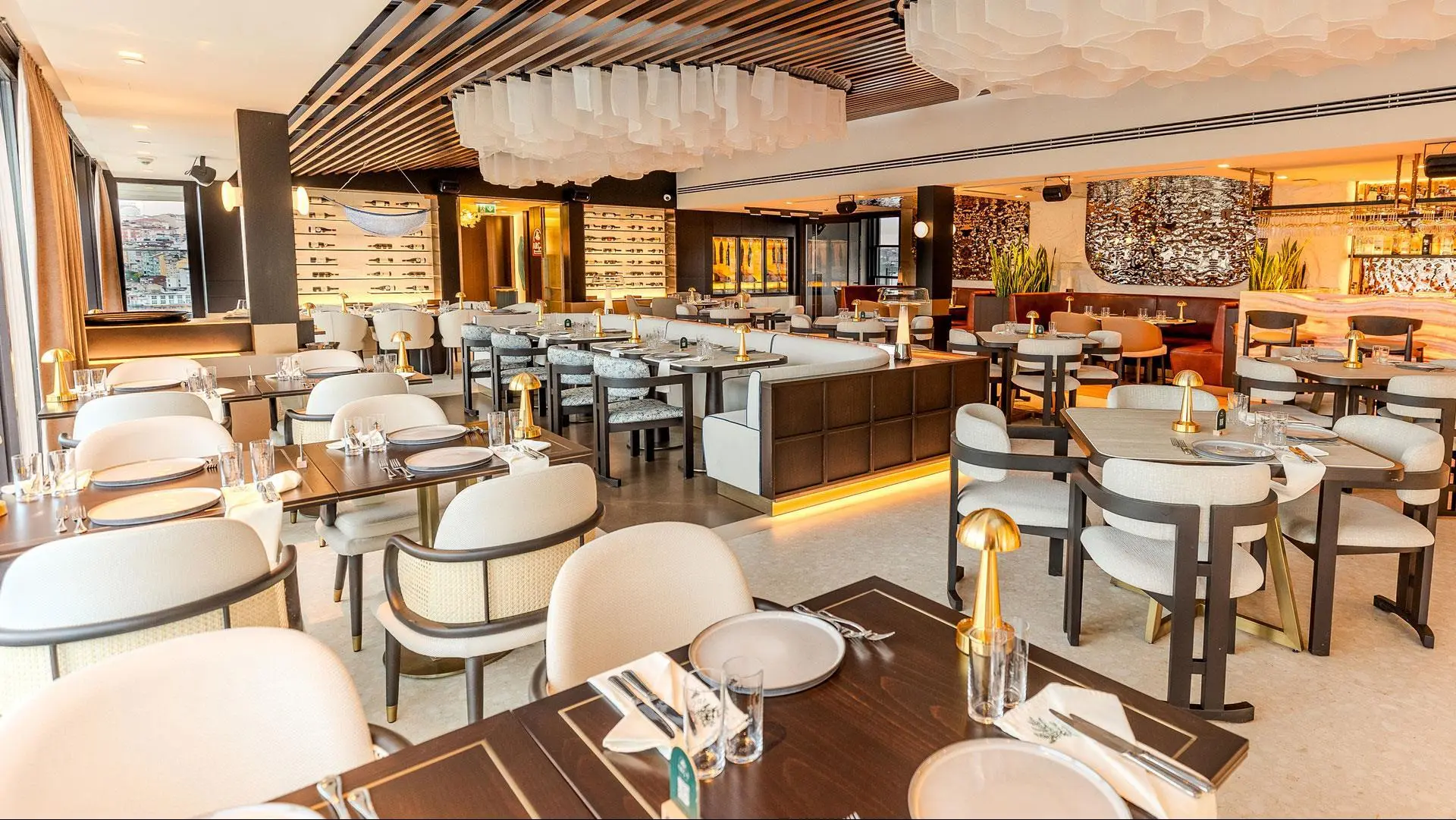 Movenpick Hotel Istanbul Golden Horn - Photo 1
