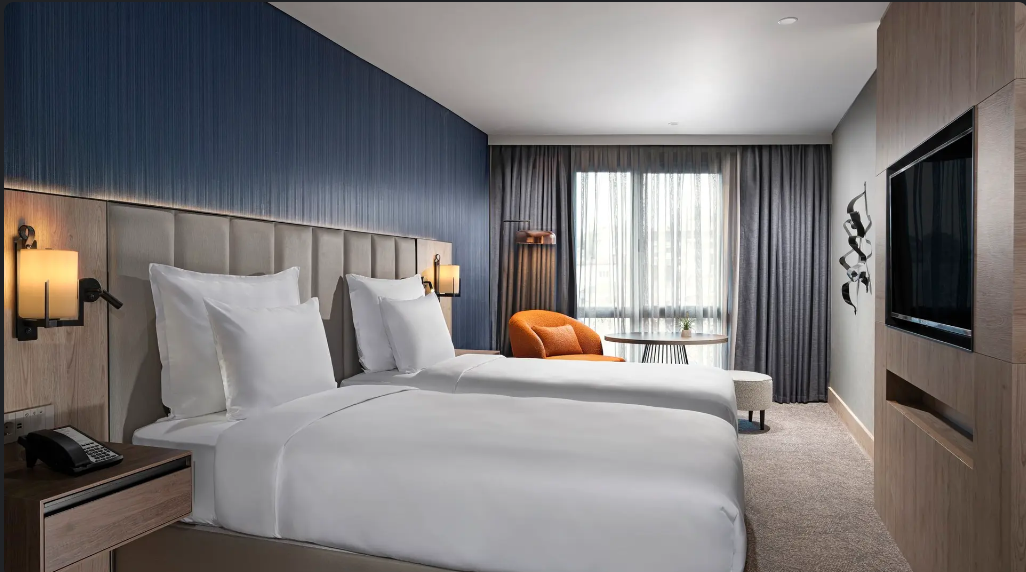 Crowne Plaza Istanbul Ortakoy Bosphorus - Photo 15