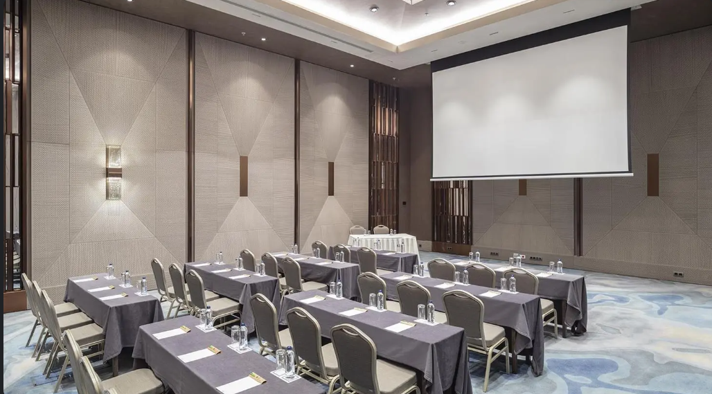 Hilton İstanbul Bosphorus - Photo 36