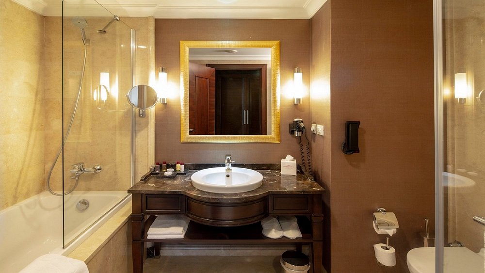 Crowne Plaza Hotel Istanbul Asia - Photo 31