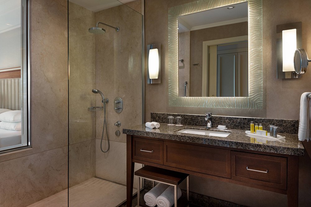 Istanbul Marriott Hotel Asia - Photo 12