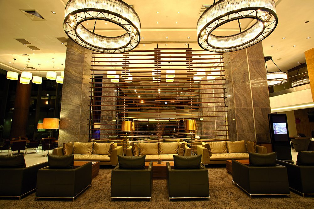 Crown Plaza Hotel Istanbul Harbiye - Photo 8