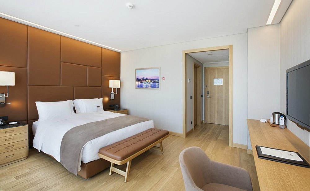 DoubleTree by Hilton Istanbul Avcılar - Photo 18