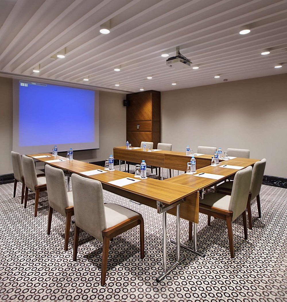 DoubleTree by Hilton Istanbul Avcılar - Photo 20