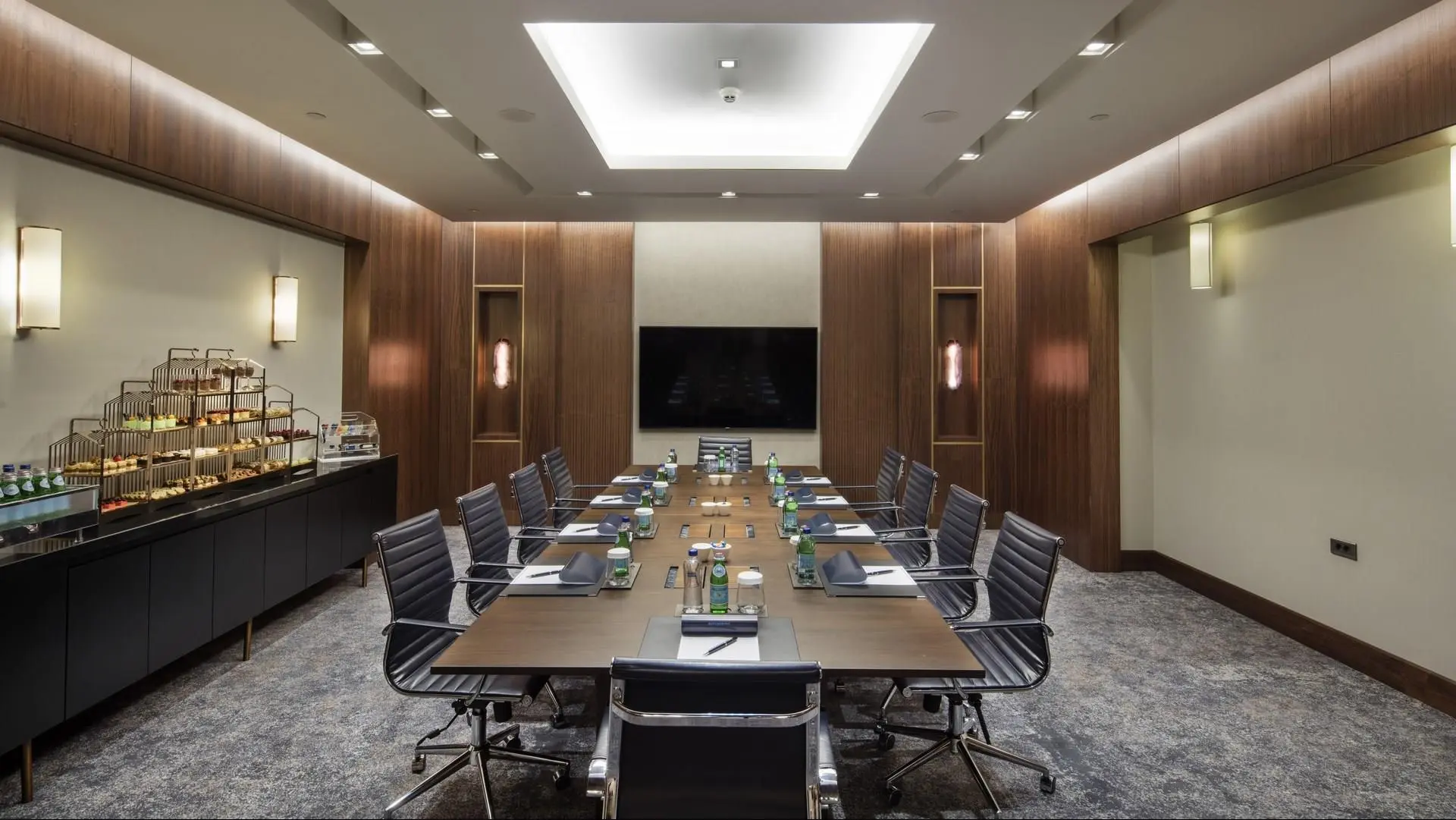 Boardroom 1
