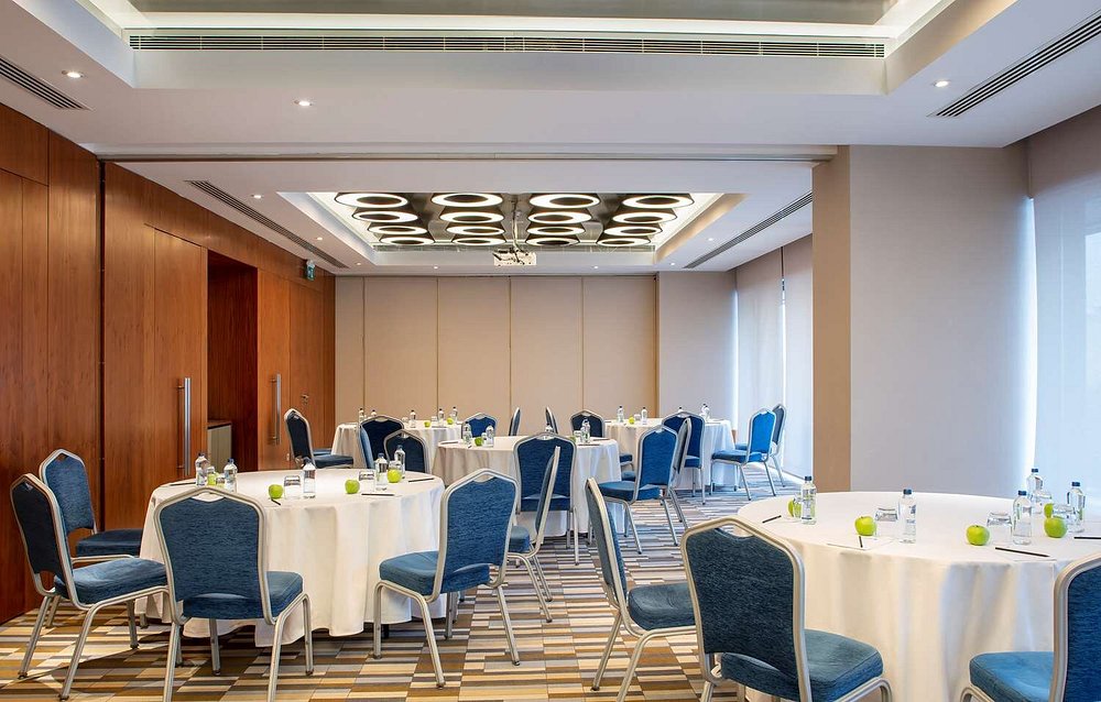 Meeting Room 2+3 or 3+4
