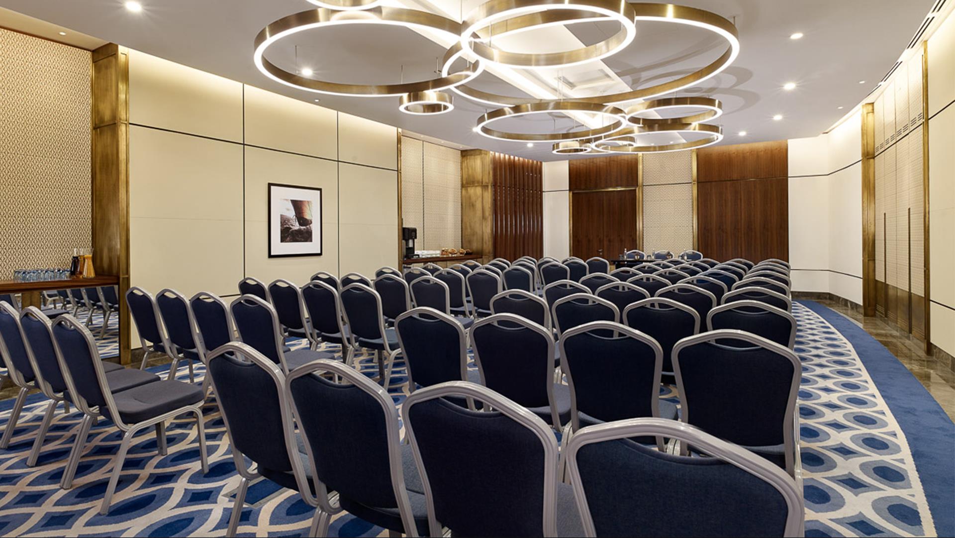 SALON I